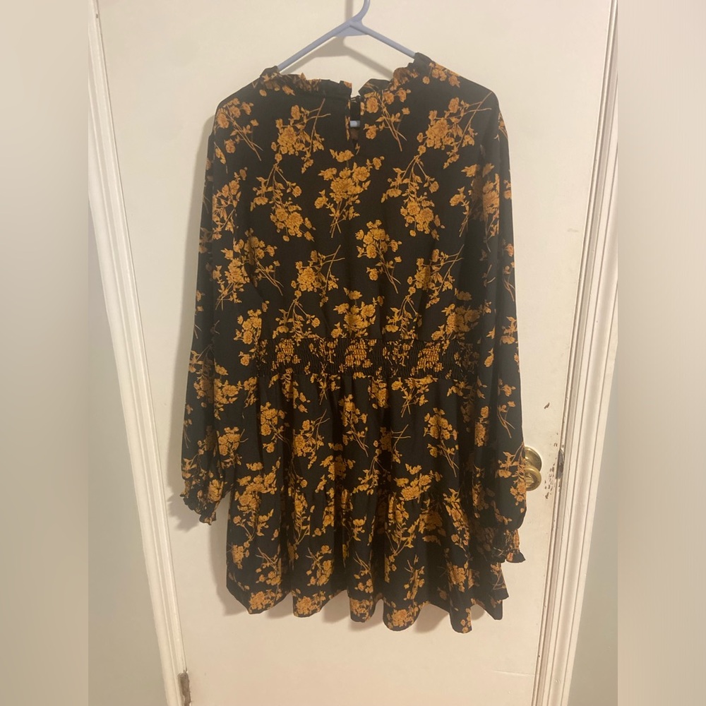 Black and Gold/Brown Floral Long Sleeve Dress